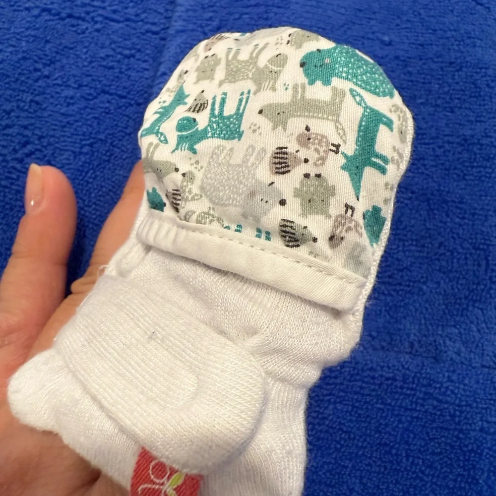Baby mittens and boots set Goumikids